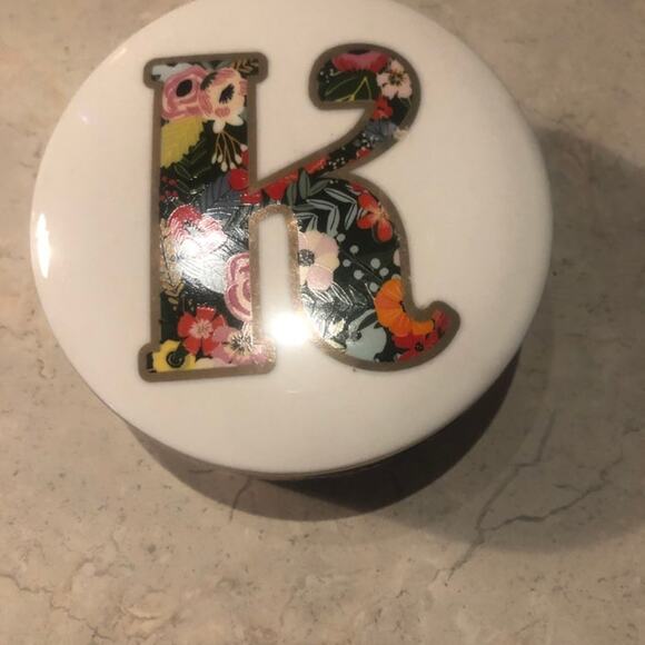 Trinket box Mia Charro  Porcelain letter K floral design 4.25" - Picture 2 of 5
